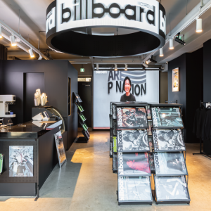 빌보드코리아 하우스, 슬라이드 이미지 1