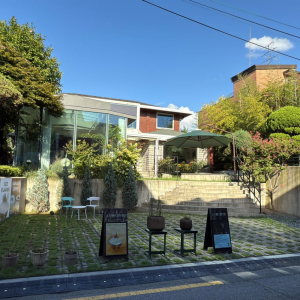 다양한 섹션으로 사용하기 좋은 연희동 공간, 슬라이드 이미지 3