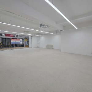 성수동  연무장길 30평대 팝업공간, 슬라이드 이미지 4