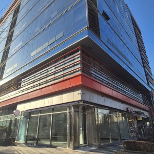 *젠틀몬스터 인근* 성수동 메인거리 브랜드 쇼룸 & 팝업 최적 공간, 슬라이드 이미지 1